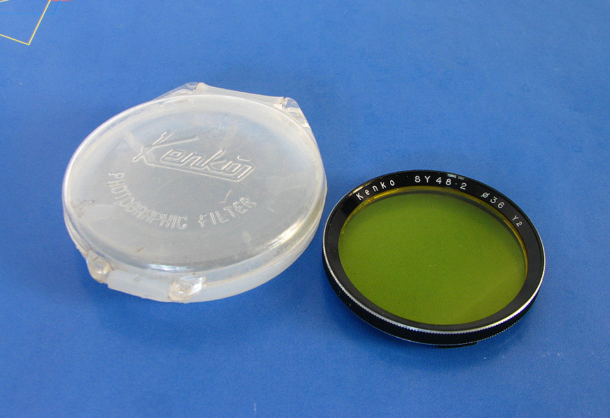 Kenko Bay II Y2 Yellow Lens Filter For Rolleiflex 3.5F, 3.5E TLR