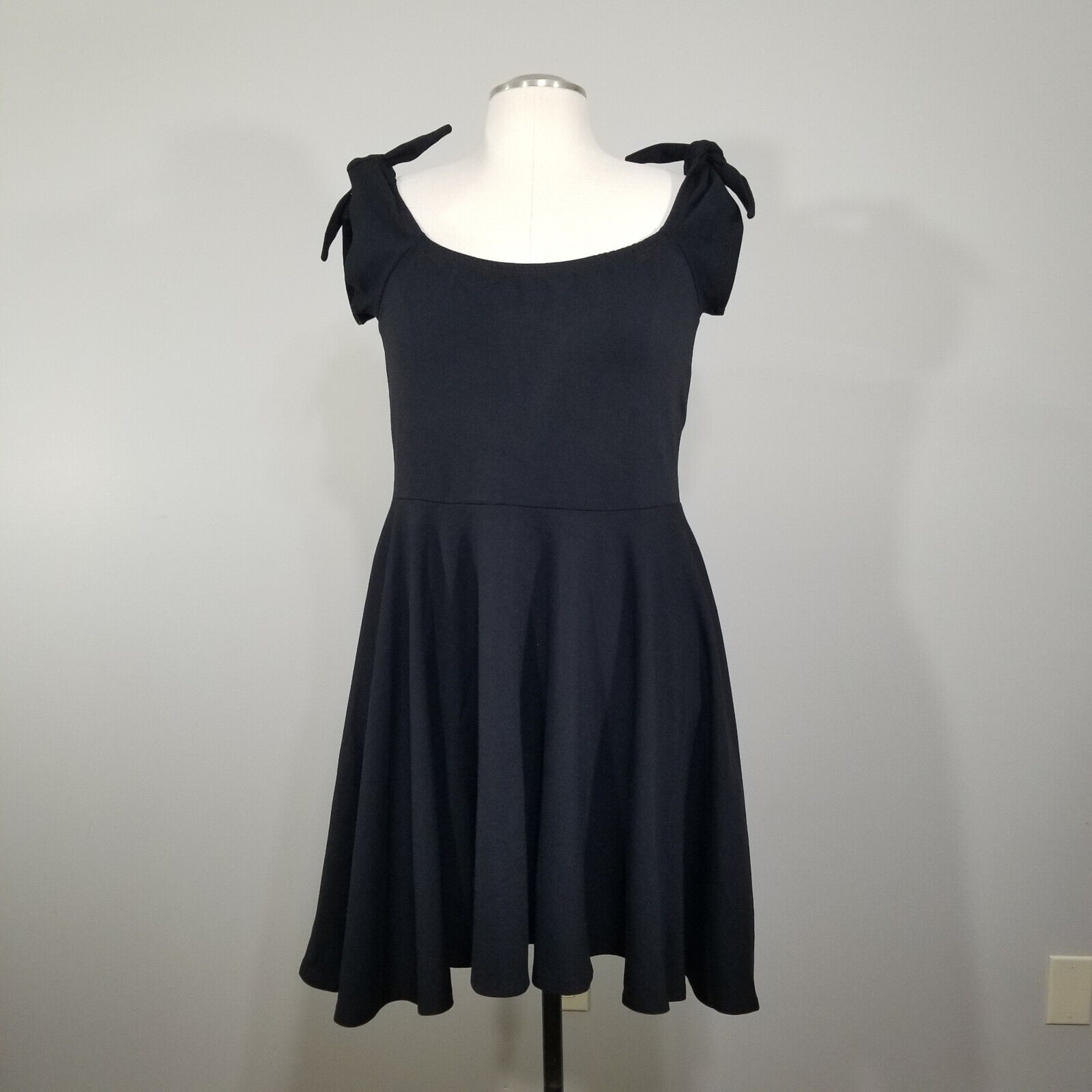 Rue 107 Womens Dress Size 1X Black Fit Flare Stre… - image 1