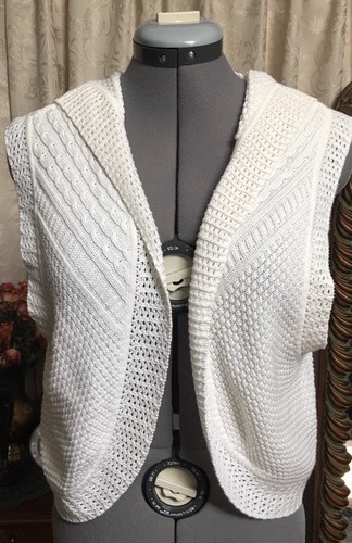 Knit Vest With Hood Cream Cotton Size 