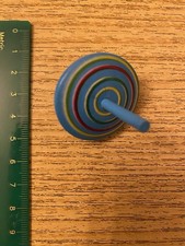 Trottola In Legno Artigianale Strummolo Napoletano Fatta A Mano In Italia Con Cordino Colorato, Altezza 8 Cm, Giochi Tradizionali - Foto 5