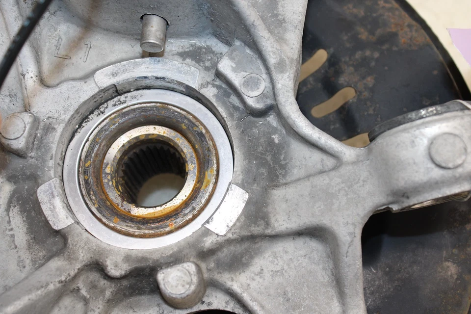 2006-2015 年马自达 MX-5 Miata 左后关节/主轴 原始设备制造商 MU57 — 第 2/4 张图片