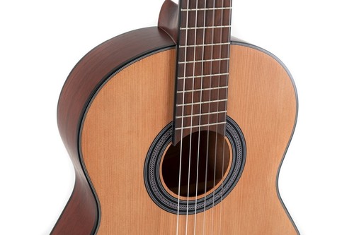 GEWA Student 3/4-Size Classical Guitar – Natural Cedar Top - Picture 4 of 6