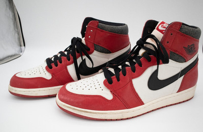 Preowned Air Jordan 1 Lost and Found SIZE 12 w/ Box + Extras