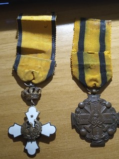 GREECE MEDALS ORDER OF PHEONIX GOLD CROSS and MEDAL OF MILITARY MERIT 1916 17
