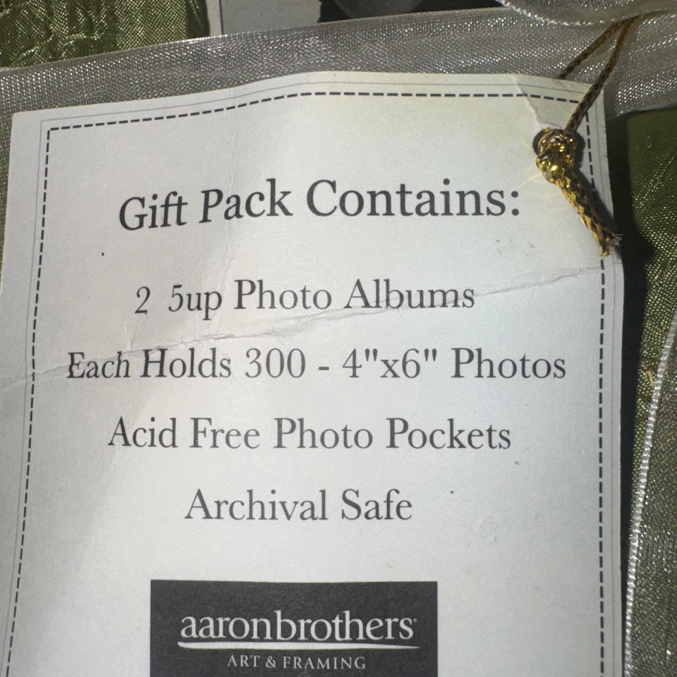 Vintage Aaron Brothers (2) Fabric Photo Album Set - Image 2 of 4