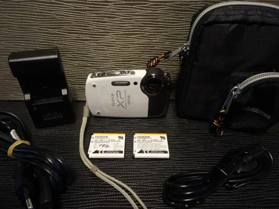 Fujifilm FinePix XP30-14,2 MP-bis 5 Meter tauchtiefe wasserdicht - Top Zustand - Bild 1 von 4