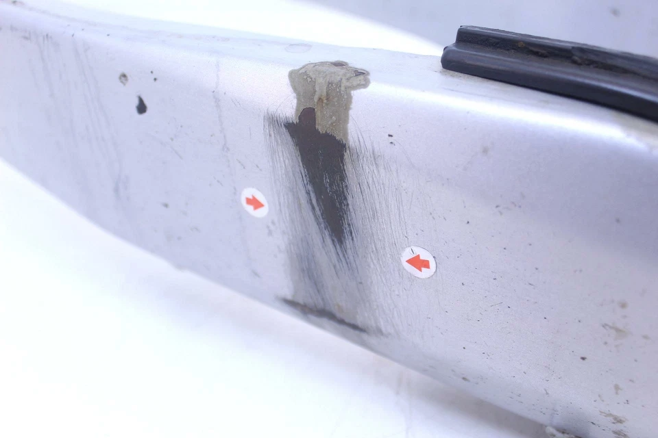 Yamaha FZR600R 1993 OEM basculante trasero suspensión trasera brazo oscilante R9 Foto 3 de 4