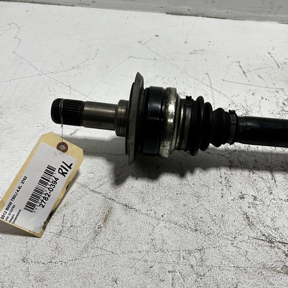 BMW 750LI 2009-2015 eje trasero izquierdo lado del conductor eje medio eje OEM Foto 2 de 4