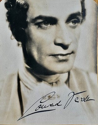 CONRAD VEIDT 1893-1943 HAND SIGNED SMALL PHOTO. STARRED IN  CASABLANCA  1942