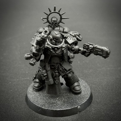 Warhammer 40k Primaris Lieutenant with Storm Shield Kit Bash Space Marine GW