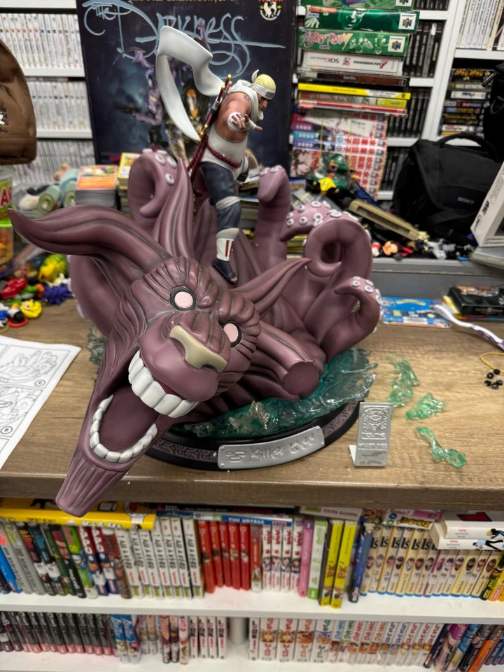 Figurine TSUME HQS KILLER BEE avec boite ATTENTION petit defaut voir photo - Photo 1/4