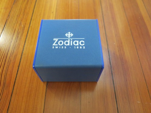 Zodiac Ladies Red Dot (Heuer) Vintage 70's diver Watch w/Original bracelet - Picture 4 of 4