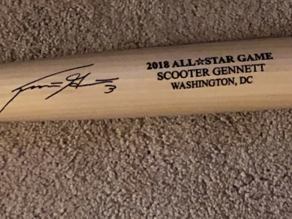 Scooter Gennett Autograph Signed SHOW GAME MODEL Baseball Bat Cincinnati Reds - Image 3 of 4