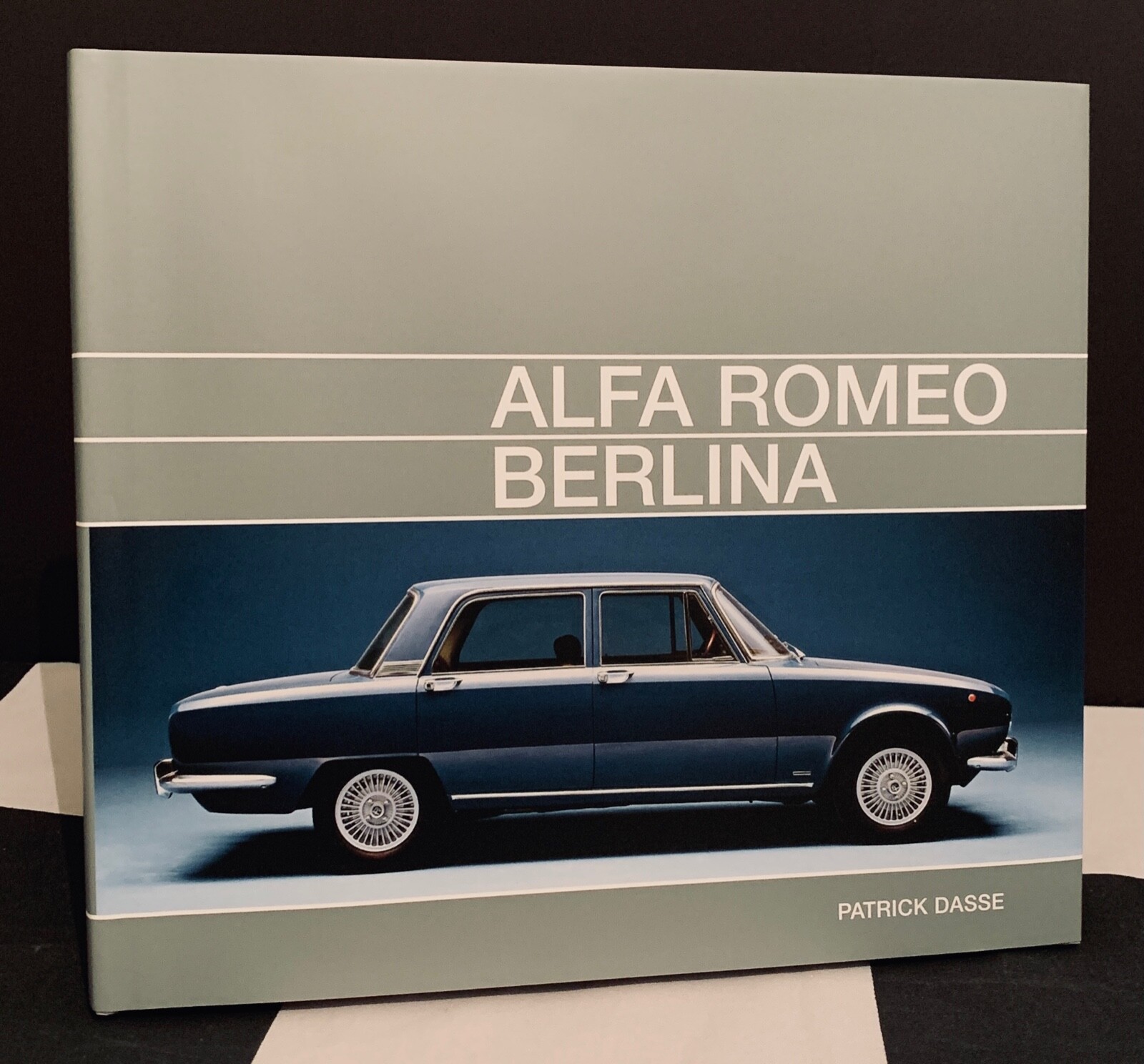 ALFA ROMEO BERLINA TIPO 105 BOOK NEW 1750 USA AUTOMATIC 2000 VELOCE PROTOTIPO