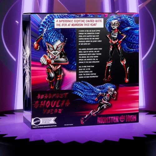 SDCC 2024 Mattel Monster High Deadfast Ghoulia Yelps muñeca superhéroe en mano - Imagen 7 de 13