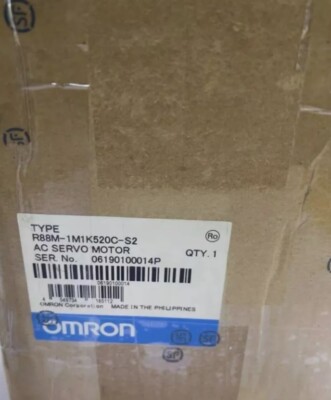 Original Omron R88M-1M1K520C-S2 Servo Motor New In Box R88M-1M1K520C-S2 /