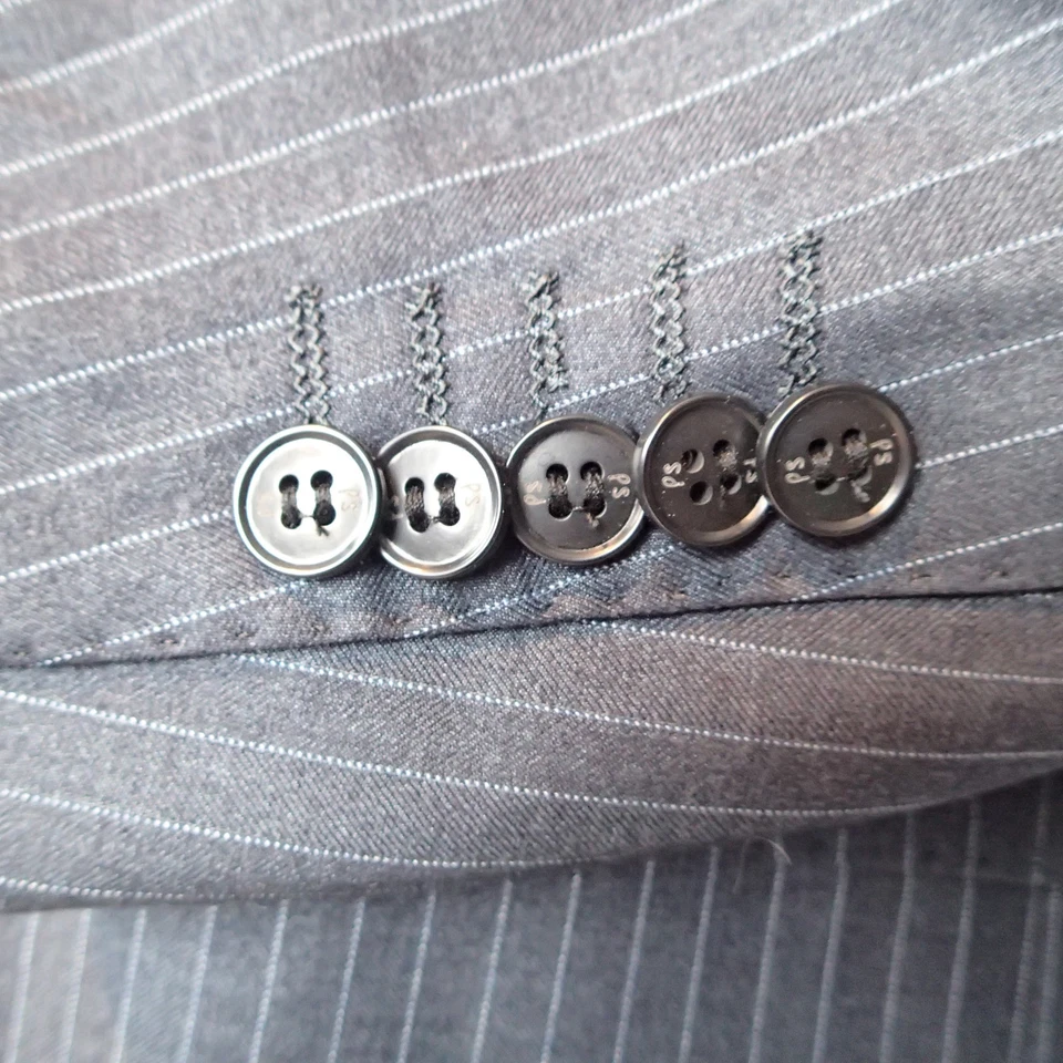 Paul Smith London 44l The Westbourne Suit Jacket 3 btn stripes charcoal w8 - Image 2 of 4