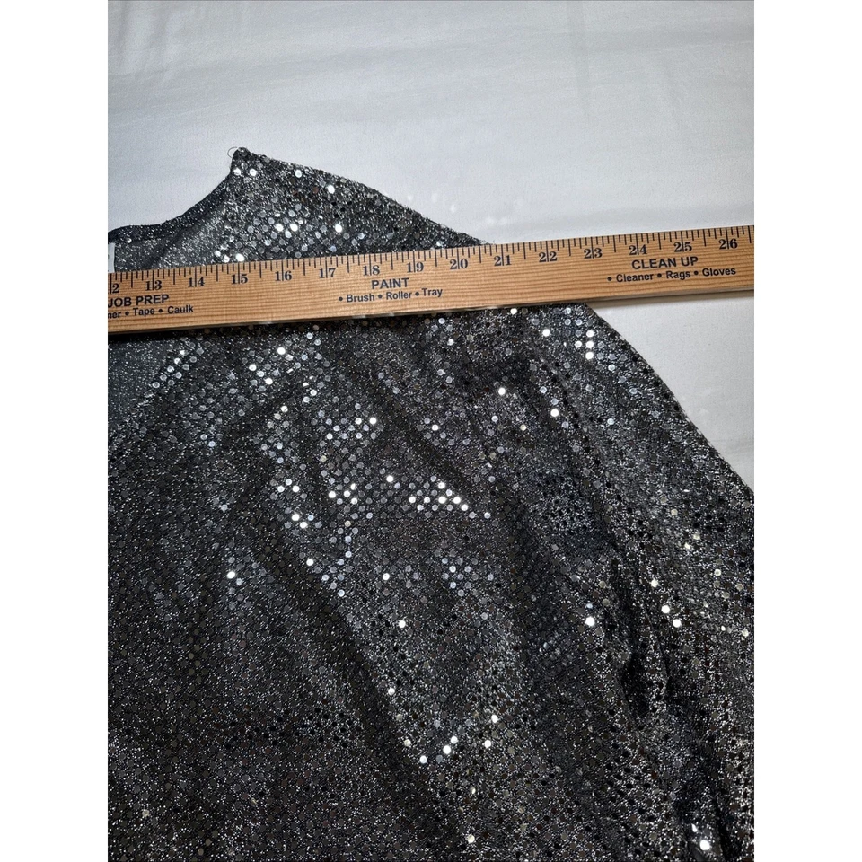 Blusa Pullover Cuadrado Joanna De Colección Para Mujer 3X Plateada Lentejuelas Cuello en V Usada en Excelente Condición Foto 4 de 4