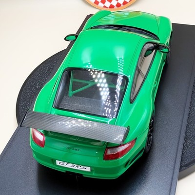 AUTOart 1/18 Porsche 997 911 GT3 RS Green with Black Stripes