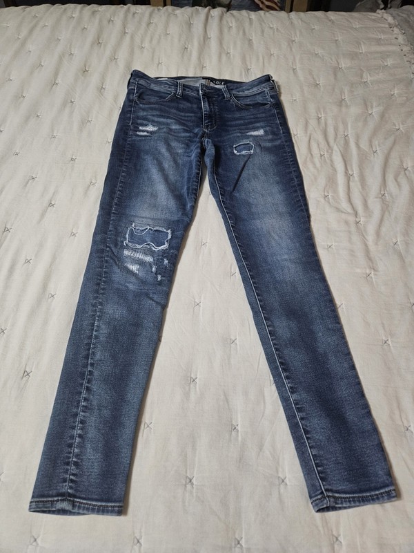 American Eagle Outfitters Women's Distressed Denim Jeans, Blue, Size 6