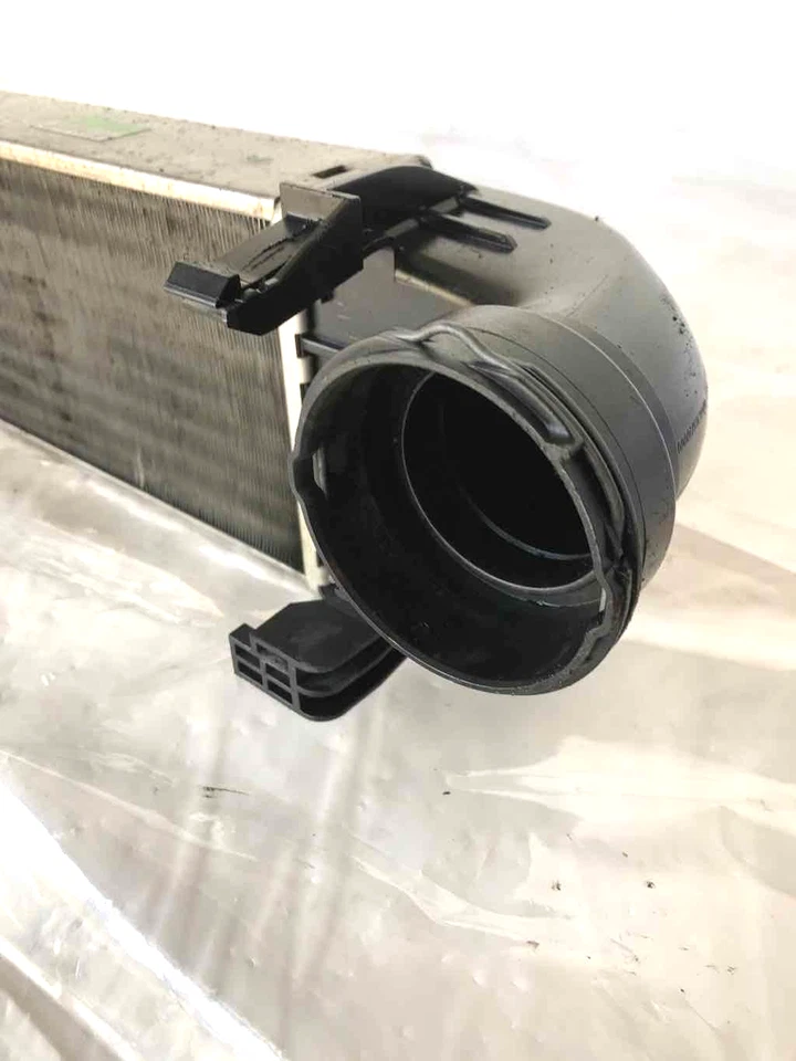 Mercedes Benz C230 2002-2004 intercooler enfriador de aire turboalimentado 2,3 L tracción delantera OEM Foto 3 de 4