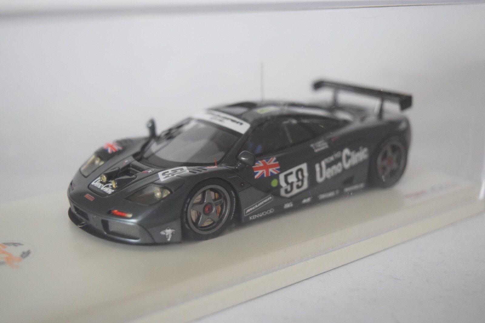 Picture 4 of 21