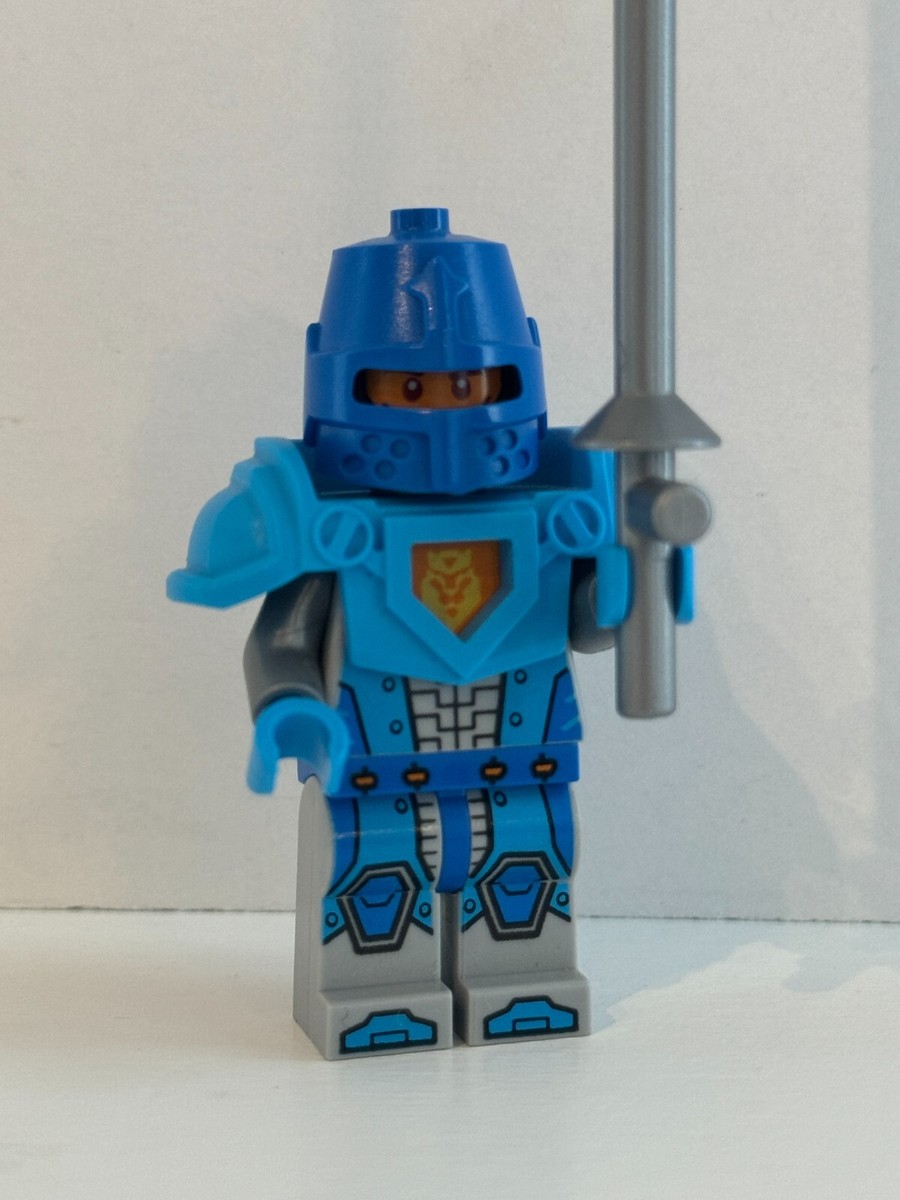 Lego NEXO KNIGHTS Royal Soldier Kings Guard Minifigure nex039b With Lance