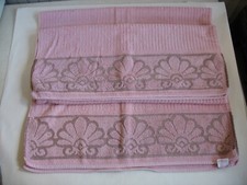 PR VINTAGE SHELL PINK SCULPTED ST. MARYS BATH TOWEL MADE IN USA