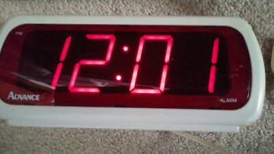 Advance Model 4024 Tested Alarm Clock Large LED Display - Snooze - Dimmer