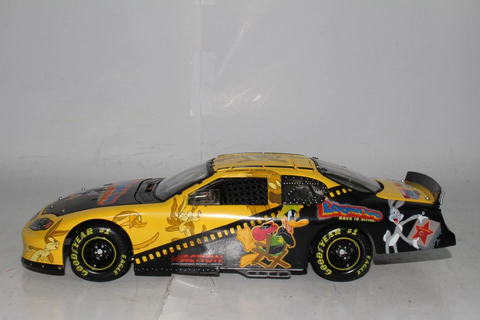 Chevrolet Monte Carlo 2003 auto programa acción RCCA ELITE LOONEY TUNES, 1 DE 408 Foto 4 de 4