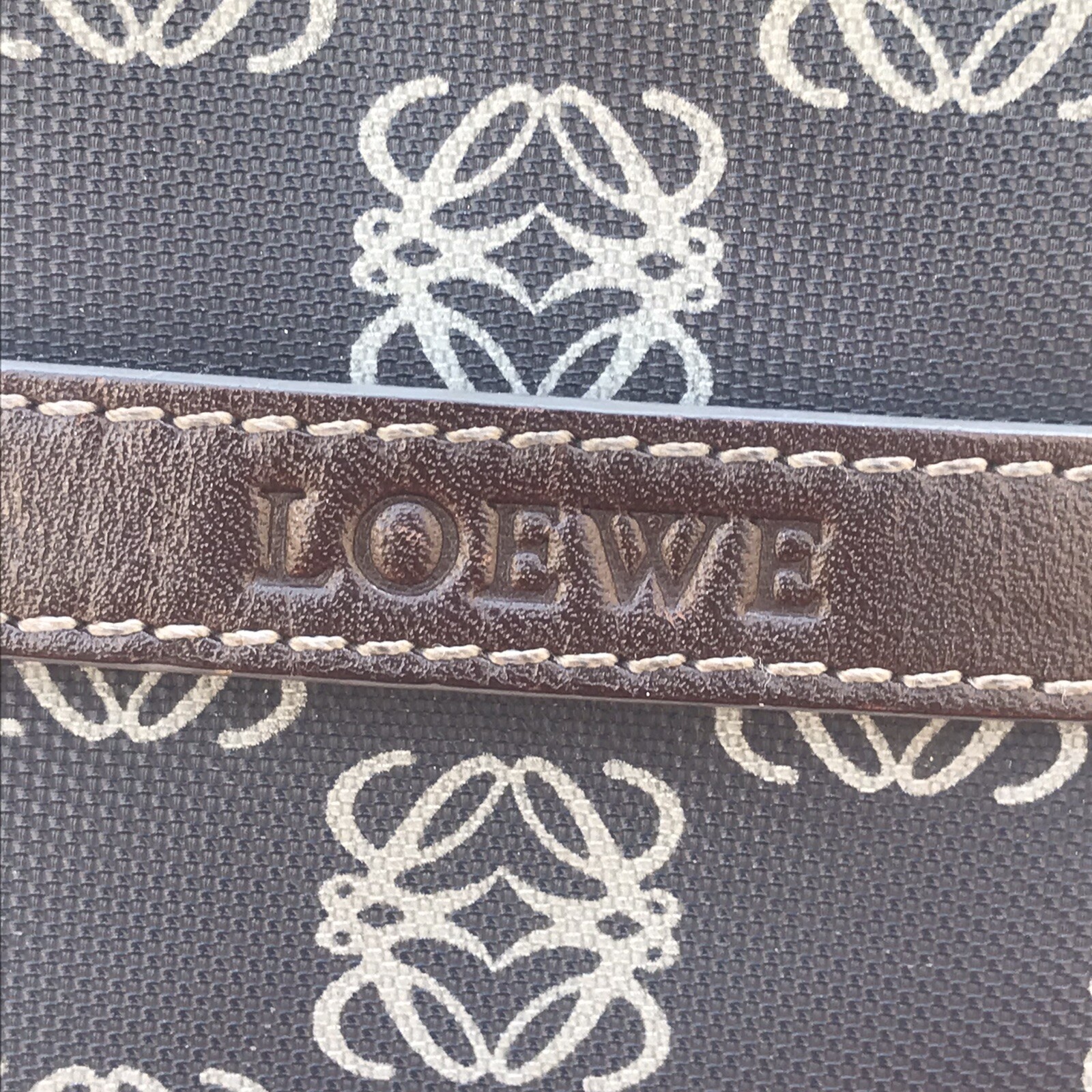 LOEWE Anagram Monogram Pattern Shoulder Leather C… - image 3