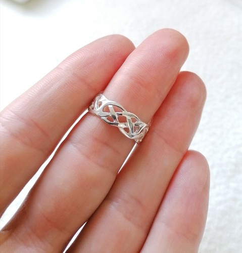 Solid Sterling Silver Irish Celtic Infinity Knot Design Band Ring Mens Womens - Picture 7 of 9