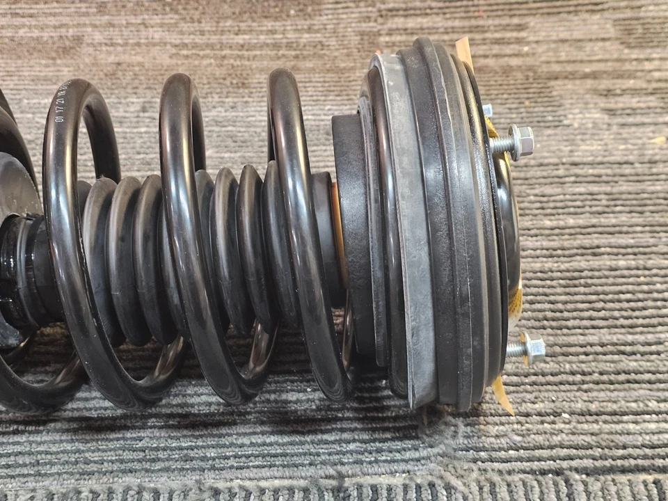 Front Premium Strut Assembly 18-815188 Fits 2000 Chrysler Concorde - Image 4 of 4