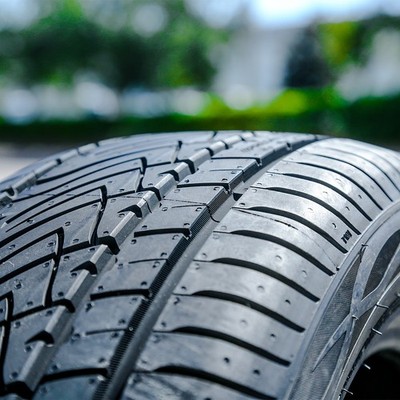 4 Tires Predator Comptrax PR1 A/S 235/50ZR18 235/50R18 101W XL