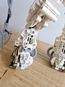 LEGO Bionicle Melding Teridax Makuta Unofficial MOC with Flat Dark Gold Kraahkan