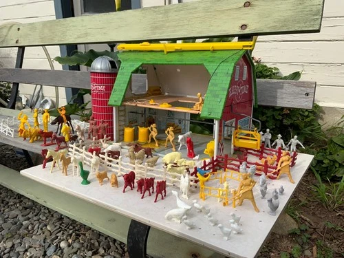 Marx HAPPI-TIME Farm play set Big Set, TIN BARN & Animals