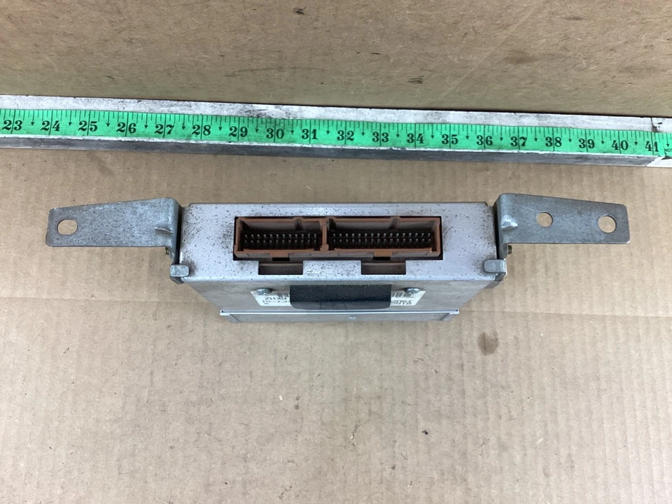 Módulo de control del motor Isuzu Trooper 1994-1996 ECM ECU 8162011790, 16201179 Foto 3 de 4