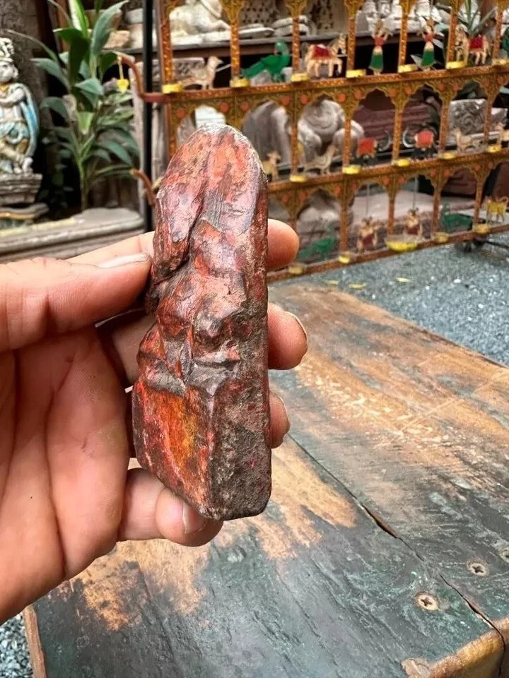 Escultura de figura antiga de madeira esculpida à mão do deus hindu Ganesha de 1800 4x2" - Imagem 3 de 4