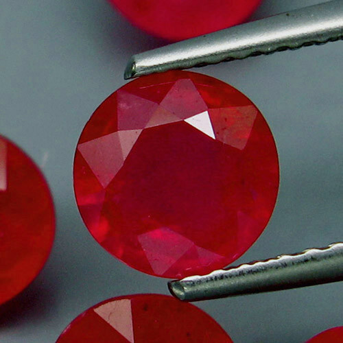 1x Rubin - Ruby Marquise facettiert 3x2 mm 3,5x2 mm 4x2 mm - Bild 1 von 1