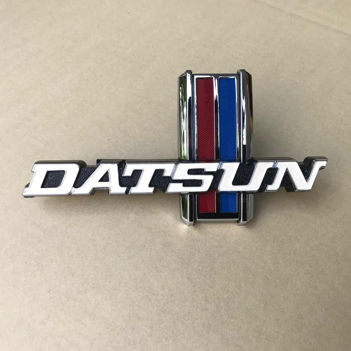 DATSUN 620 Pickup Truck Emblem Badge Front Grille