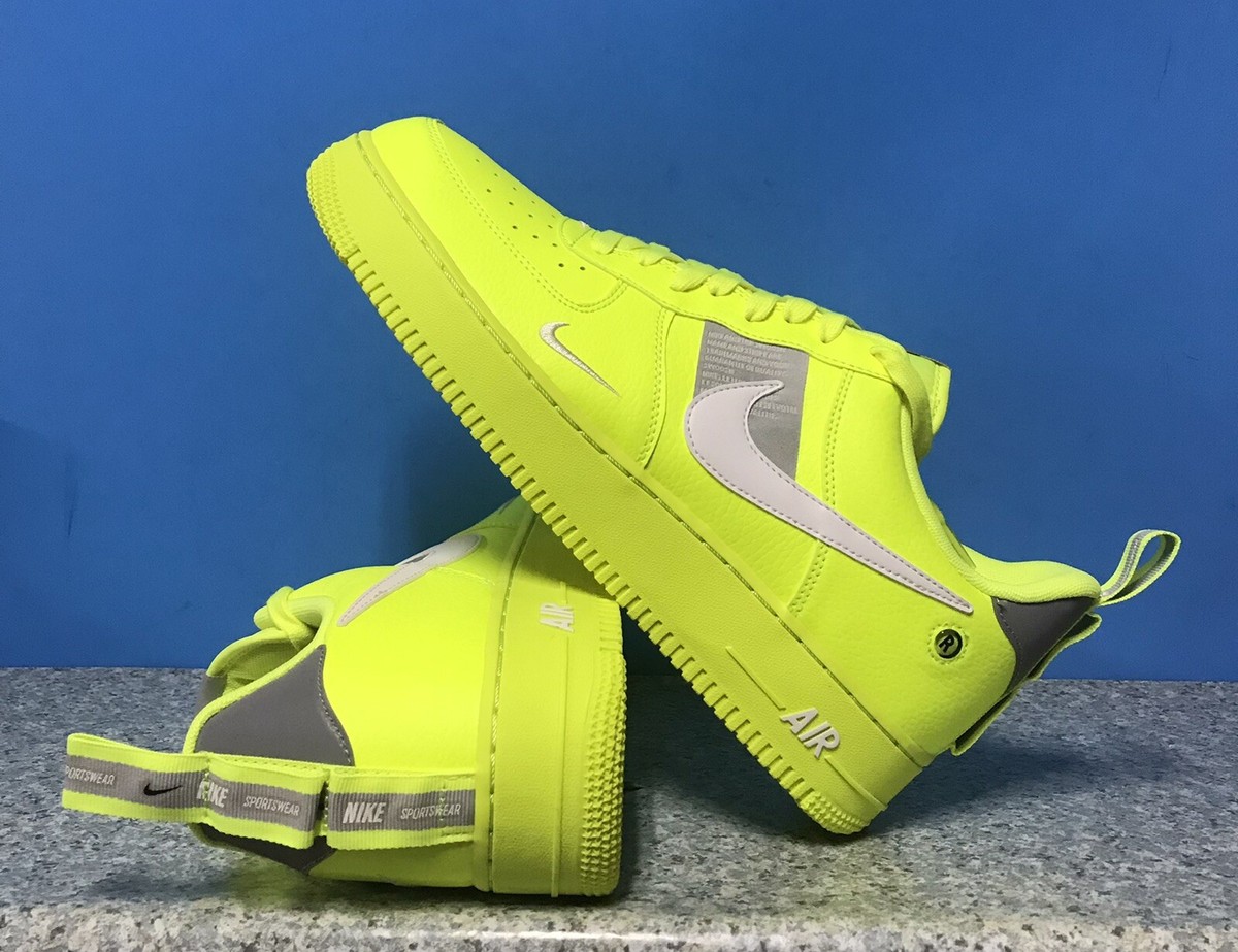 【新品未使用　ACE TRACK AF1 77SIZE】 nike-mens-air-force-1-07-lv8-