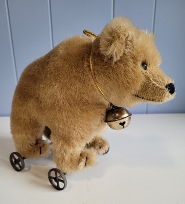 Vintage Folk Art Bear on Wheels Mohair, Brown 7.5'' x 9'', R Smith & R Shrode 1986