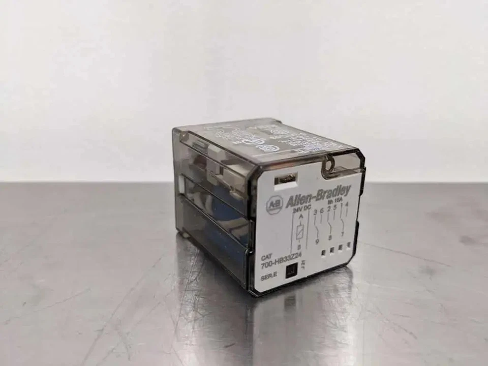 Allen-Bradley 700-HB33Z24 Relay with "-3" Option Ser E 15A - Image 3 of 4