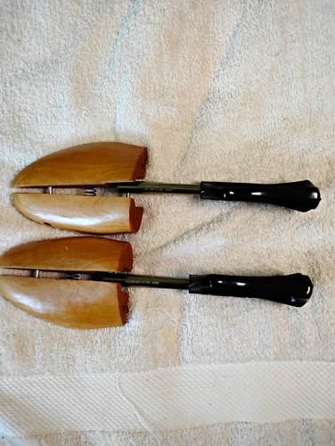 REGAL Wood Shoe Trees Pair Dark Brown Bakelite Handles. Rochester Co.