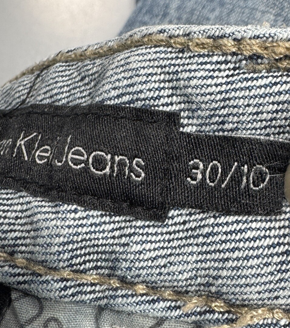 Calvin Klein Shape Crop Capri Jeans 30/10 (32x23) Blue Denim Womens Casual thumbnail 6