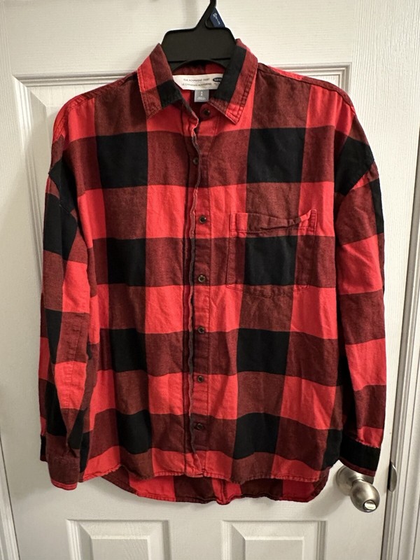 Old Navy Boyfriend Red Black Buffalo Plaid Flannel Shirt Womens Small
