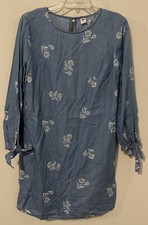 Old Navy Womens Medium Blue Floral Denim Style Knee-Length Dress! A3024