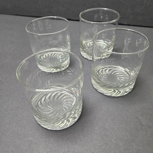 Vintage Set of 4 Heavy Clear Swirl Bottom Tumbler Rock Glasses Whisky Glasses - Picture 9 of 11