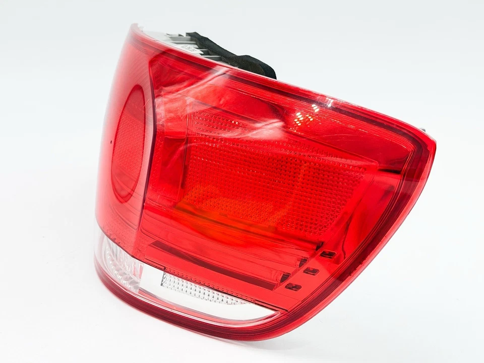 Luz trasera lateral derecha para pasajero BMW 328i 335i 2007-2010 convertible 7162302 OEM Foto 2 de 4