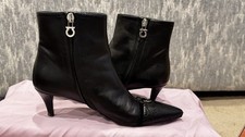 Salvatore Ferragamo Women's Vintage Ankle Boots Size 8AA BLACK LEATHER